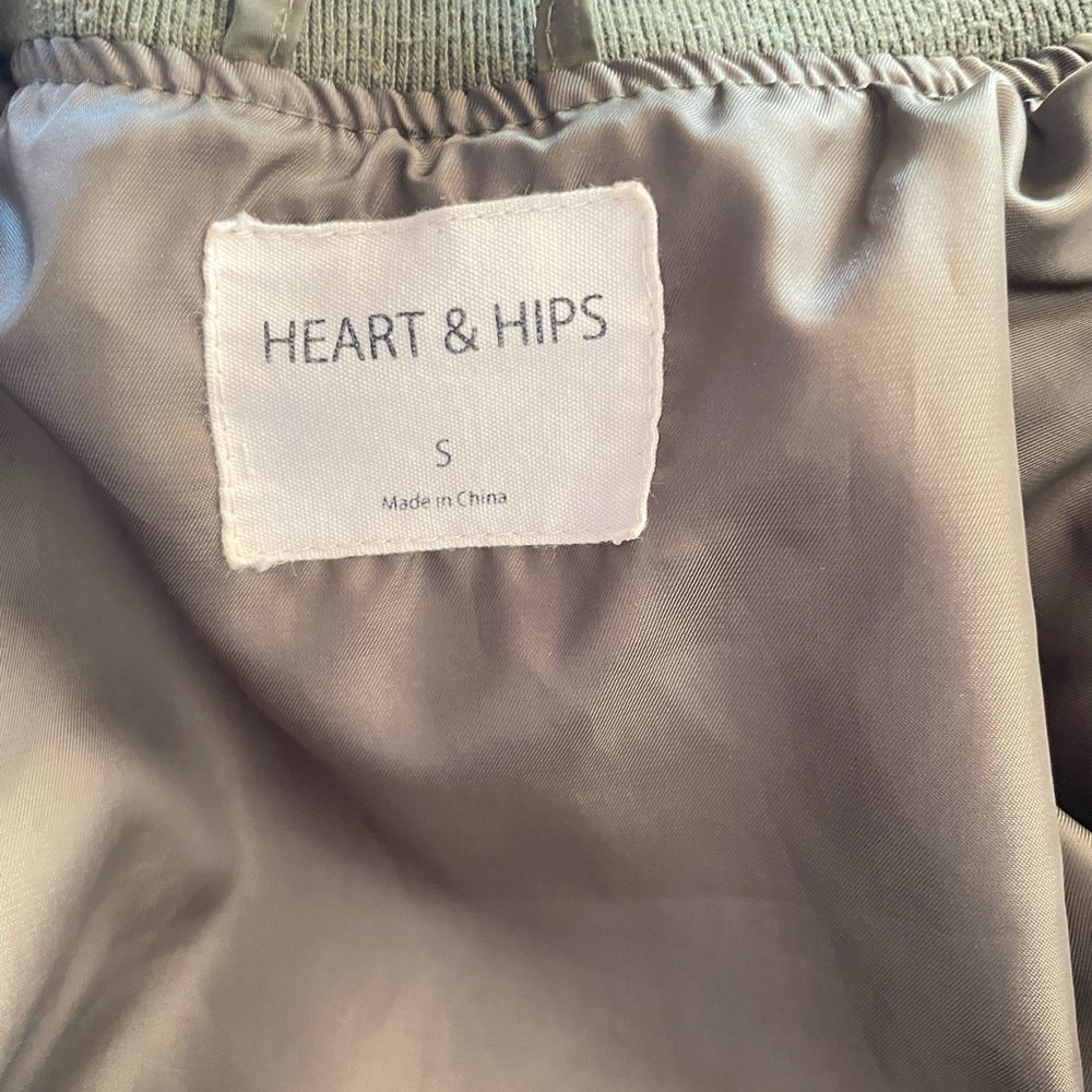 Olive Green Bomber Jacket Gold Tone Zippers Lightweight Utility Style - Picture 4 of 4